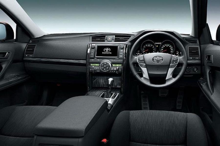  Toyota Mark-X 2010 года  (фото 32 из 50)